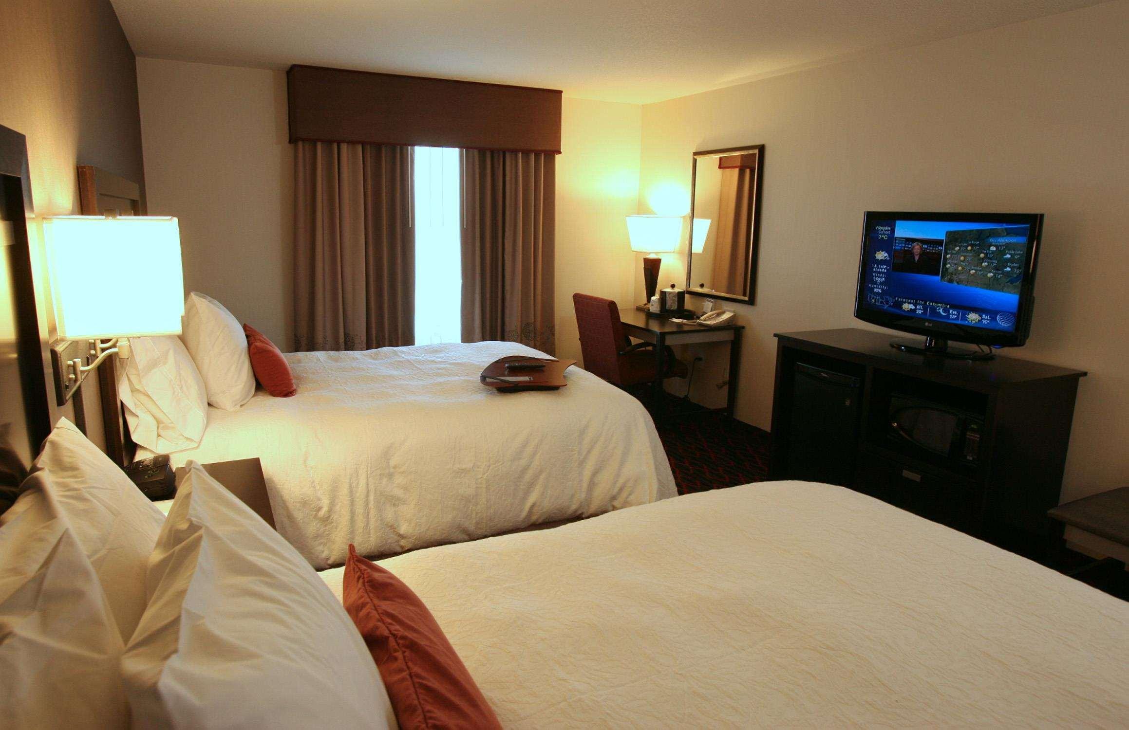 Hampton Inn & Suites Red Deer Penhold Rum bild